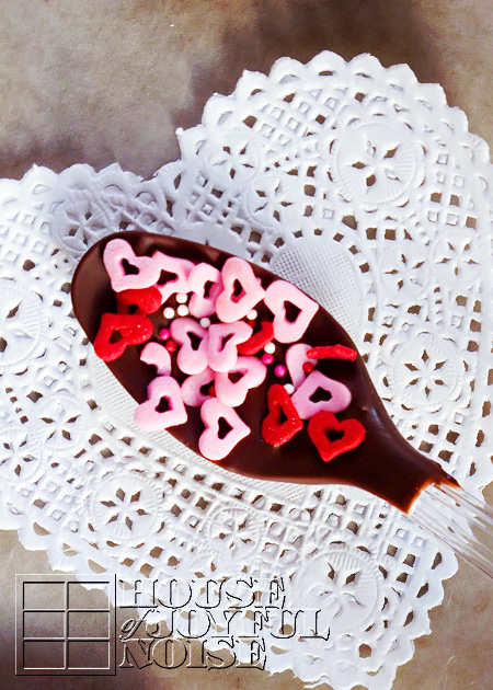 003_valentine-chocolate-covered-spoon