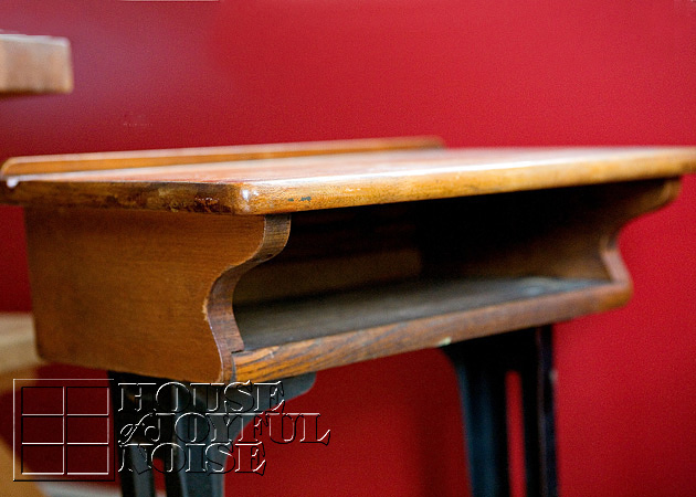 007_antique-vintage-school-desk-kenney-bros-ang-wolkins