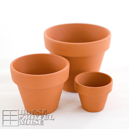 001_terracotta-pots