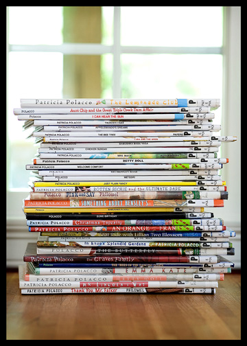 pile-of-elementary-library-books