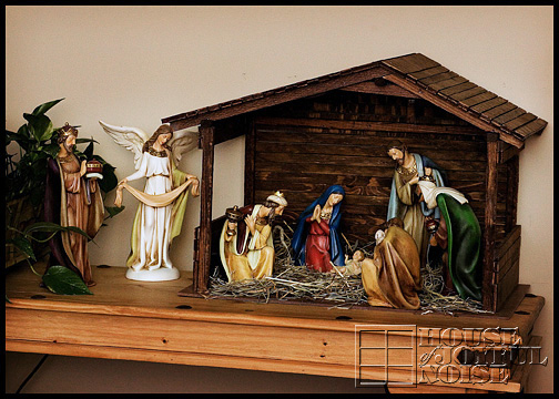 home-nativity-set-handmade-stable