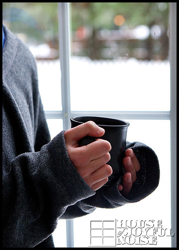 7_hot-mug-cold-winter-day