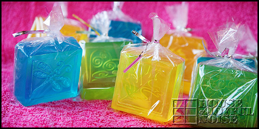 homemade-glycerine-soap-gifts_1