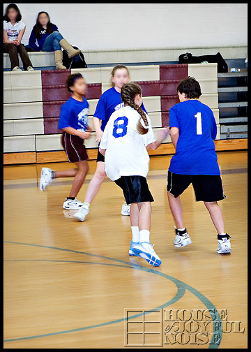 playing-basketball