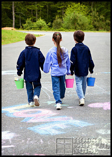 sidewalk chalk art