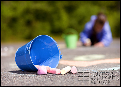 sidewalk chalk art