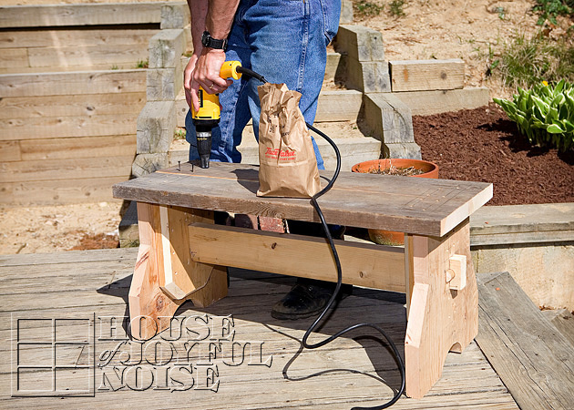 How to Build a Wood Bench