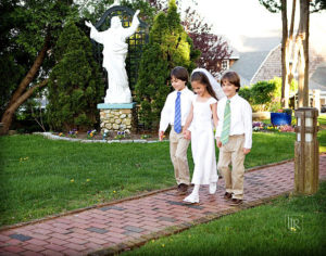 Roman Triplets roman-catholic-first-holy-communion-triplets-14