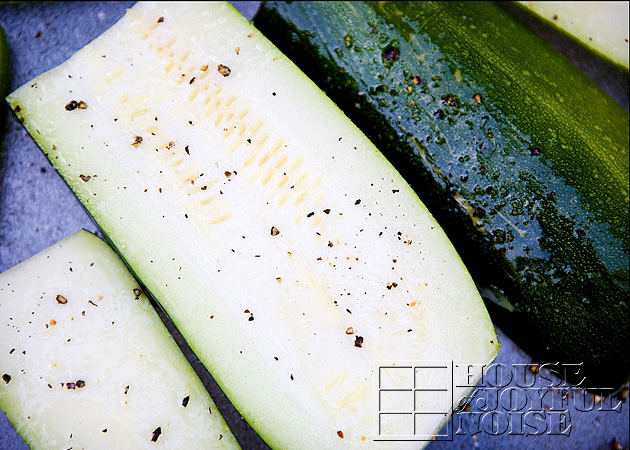 07_sliced-zucchini-squash
