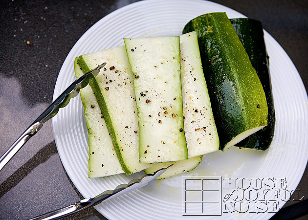 08_ready-to-grill-zucchinil