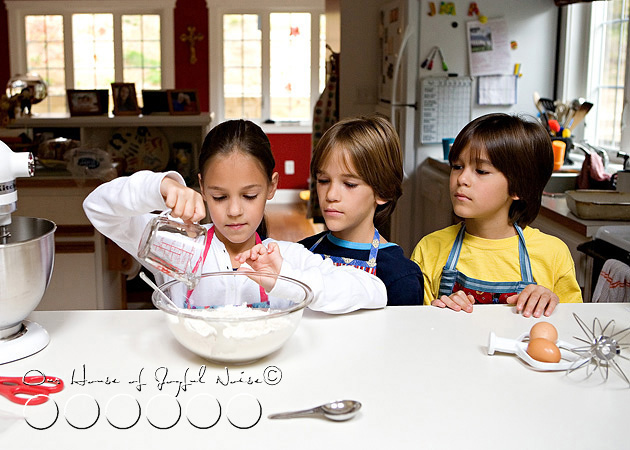 homeschooling-kids-in-the-kitchen-16