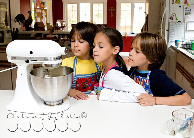 homeschooling-kids-in-the-kitchen-7