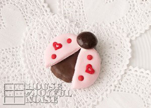 valentine-ladybug-cookies-12