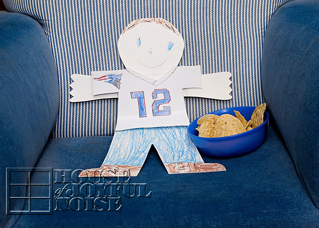 008_flat-stanley-superbowl-party