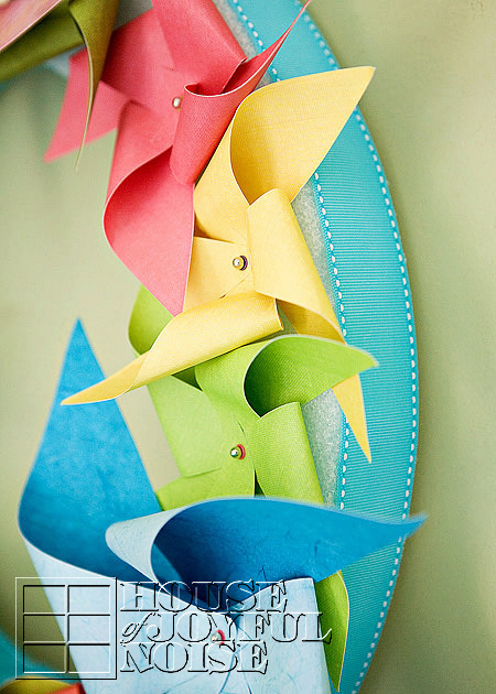 015_pinwheel-wreath