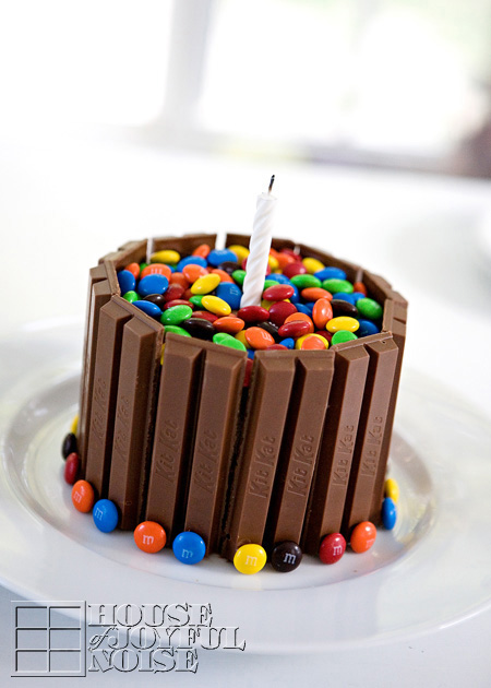 M&M's and Kitkat Cake