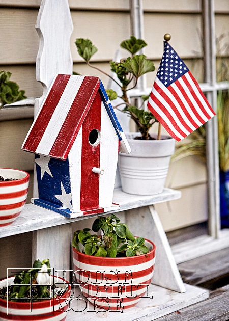 1_painted-american-birdhouse