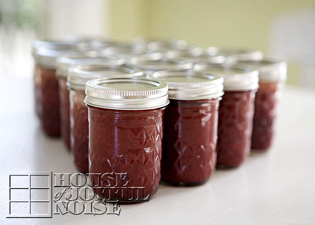 first-time-canning-strawberry-jam