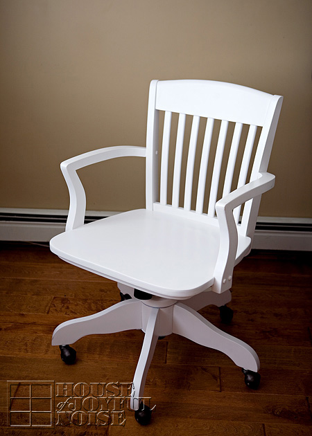 016_white-desk-chair